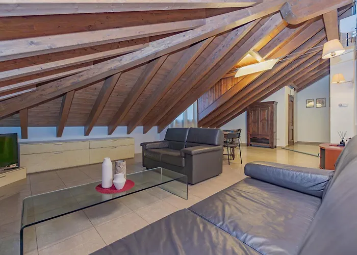 Appartement Bnbest Tricolore 6 Pax Milaan