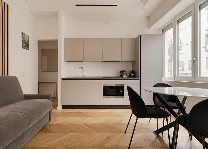 Апартаменты Unione Boutique - 1min From Duomo *