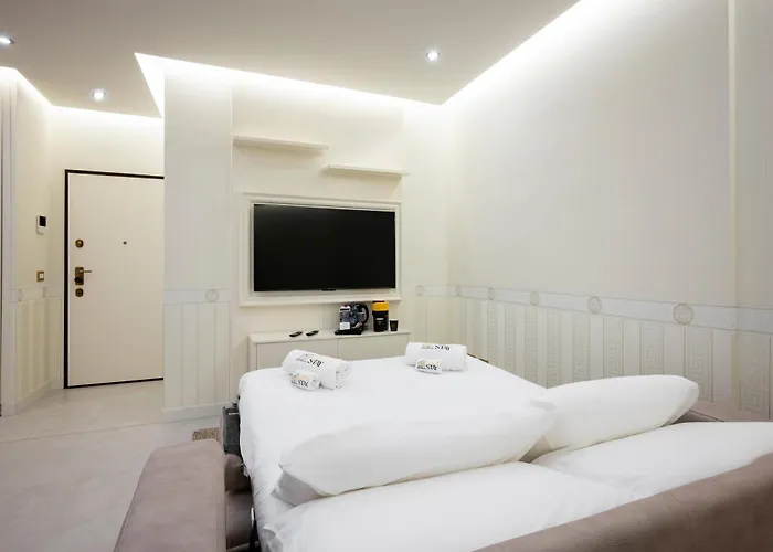 Apartment Luca Duomo Versace *