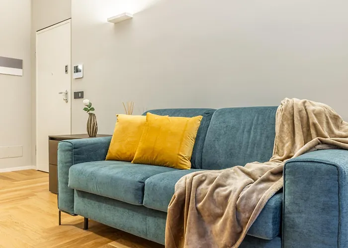 Luxury Modern Near Duomo - Exclusive & Apartment