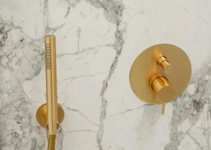 Prestige Boutique - Piazza Duomo 2 3*