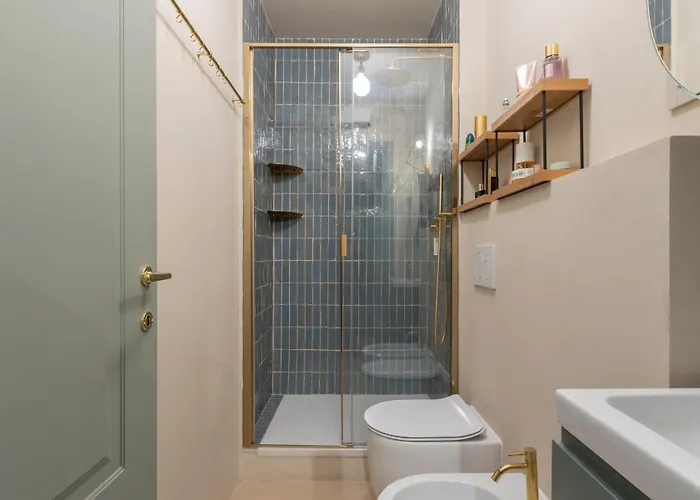 Апартаменты M4 Elegance And Style Near The Metro