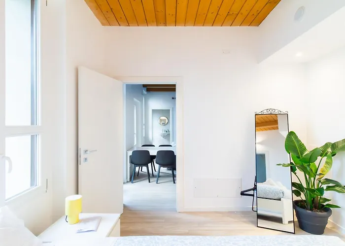 East Apartment Mailand