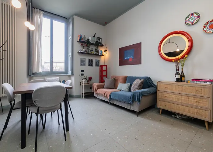 Design Canal Navigli View * Милан