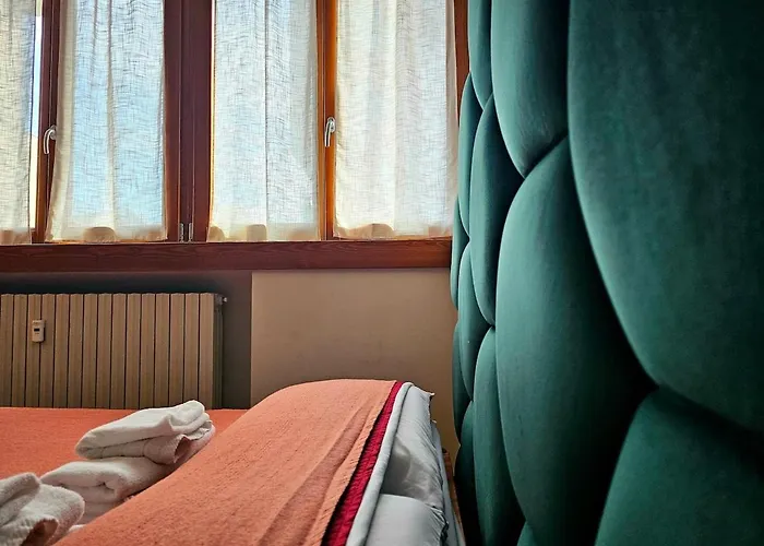 Modern Loft A Few Stops From The Center *