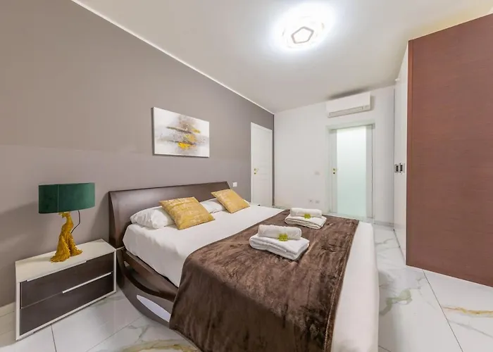 Porta Venezia 6 Posti Letto, Ampio Con Wifi Milan