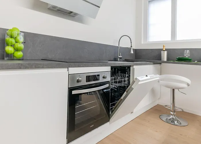 Urban Jungle M3 Duomo 12 Min *