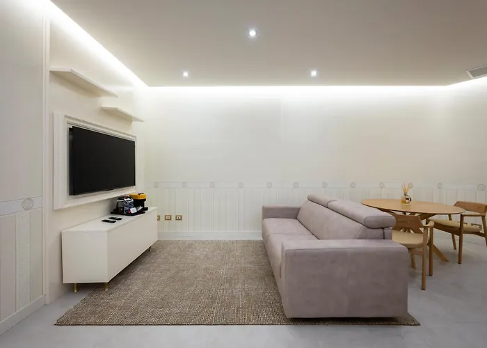 Luca Duomo Versace Apartment *