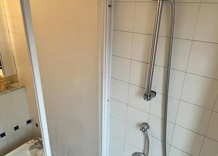 Isola Accogliente * 米兰