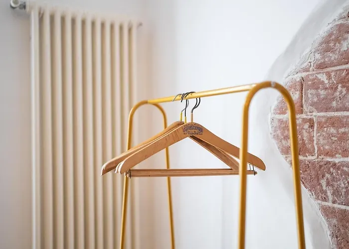 Stylish With Balcony - Brera *