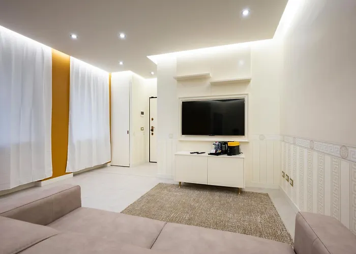 Luca Duomo Versace Milan