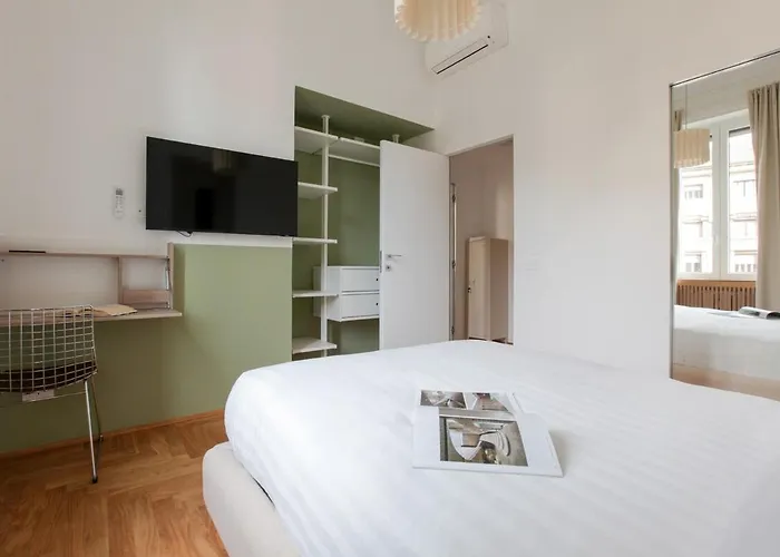 Hacca Collection - Luxury 3br Center