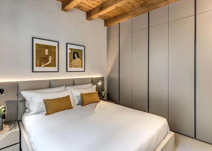 Apartment Seety Porta Romana Statue Milan