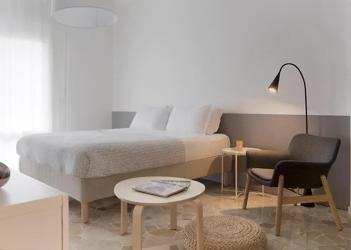 Up To - Residenze M6-m6a Mediolan