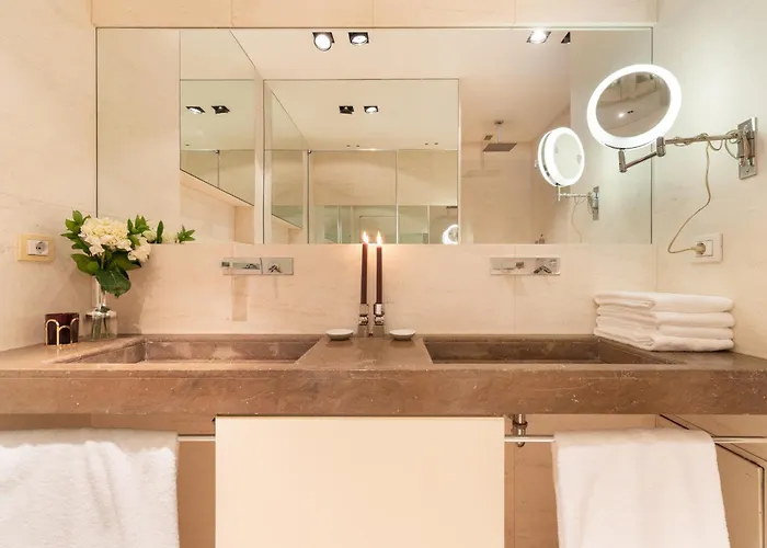 Guesthost - 500sqm Luxury With Spa, Gym, Terrace, Game & Garage 아파트 밀라노