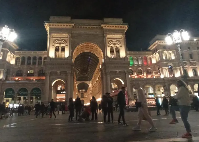 Serendipity House-porta Romana-bocconi شقة