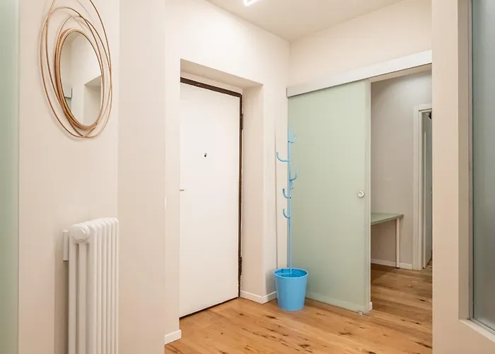 Ht Maison Angera * מילאנו