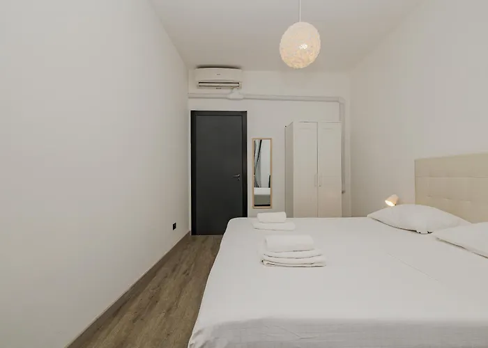 Appartement Bnbest Walk In Duomo 4-6 Pax *