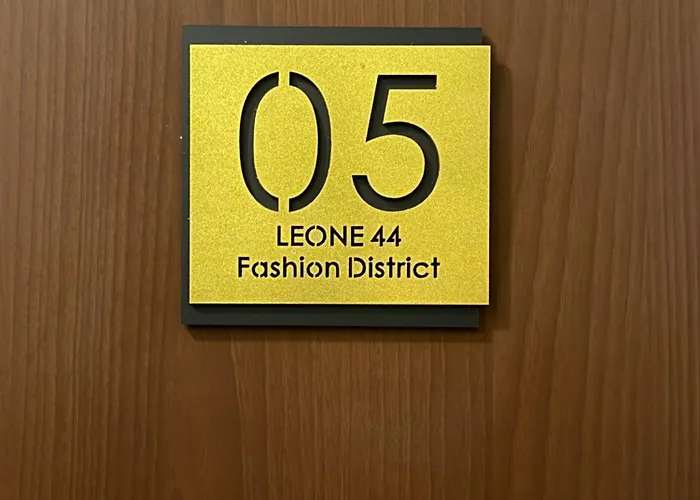 Leone 44 Fd Metro Tolstoi Apartament *
