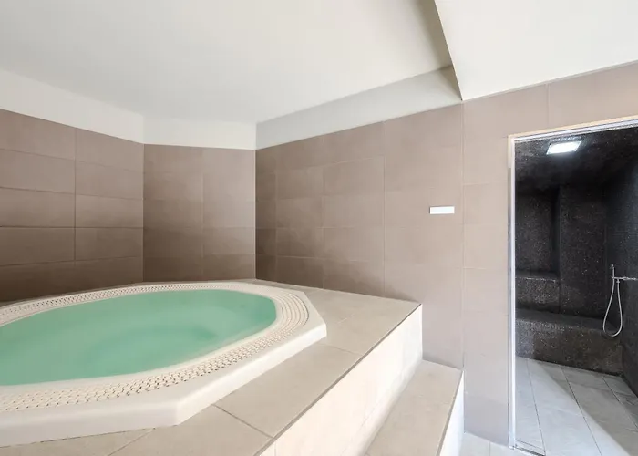 Giaxtower Palestra & Piscina Pure Living 5' Piano Apartmán *