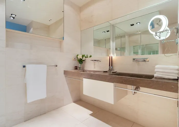 아파트 Guesthost - 500sqm Luxury With Spa, Gym, Terrace, Game & Garage