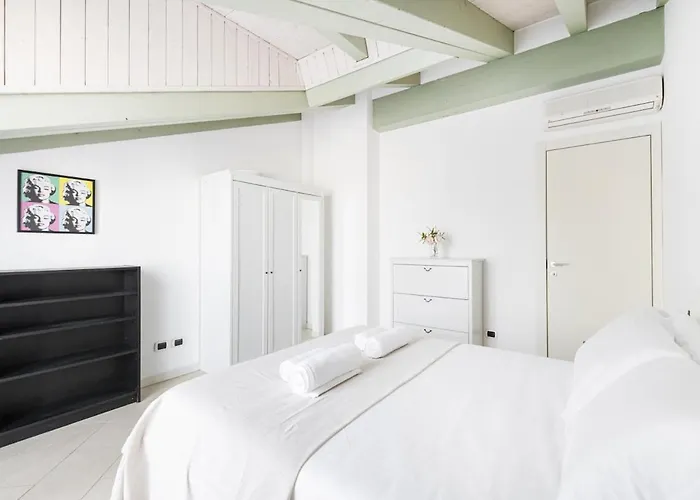 Easylife - - C Italia 68bp5 - P Ticinese ميلان