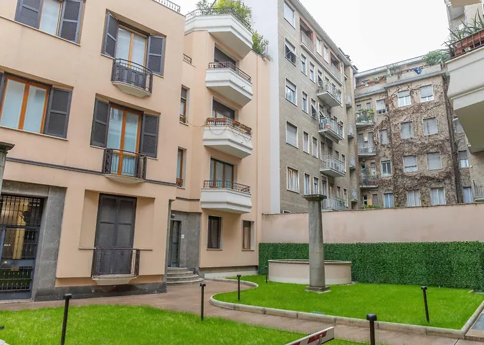 Cenacolo, Corso Magenta, Milan's Historic Center *