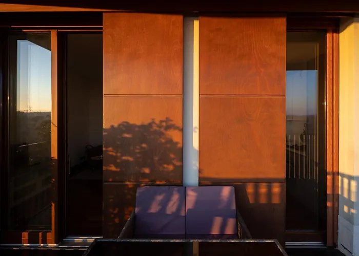 Sky Garden - Private Garage 公寓