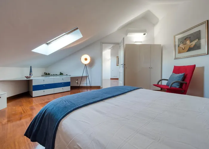 La Collezione Di Anna Milán