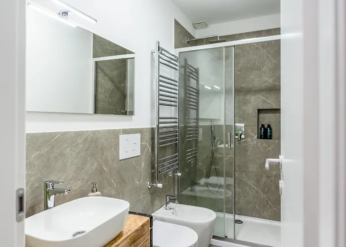 Modern Flat Near Skyline 公寓