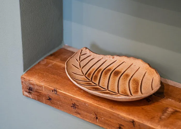 Entire With Patio In The Isola Area *