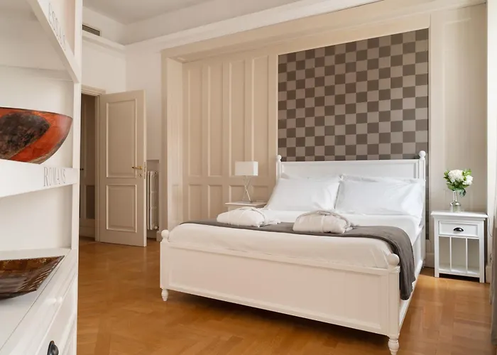 Guesthost - 500sqm Luxury With Spa, Gym, Terrace, Game & Garage