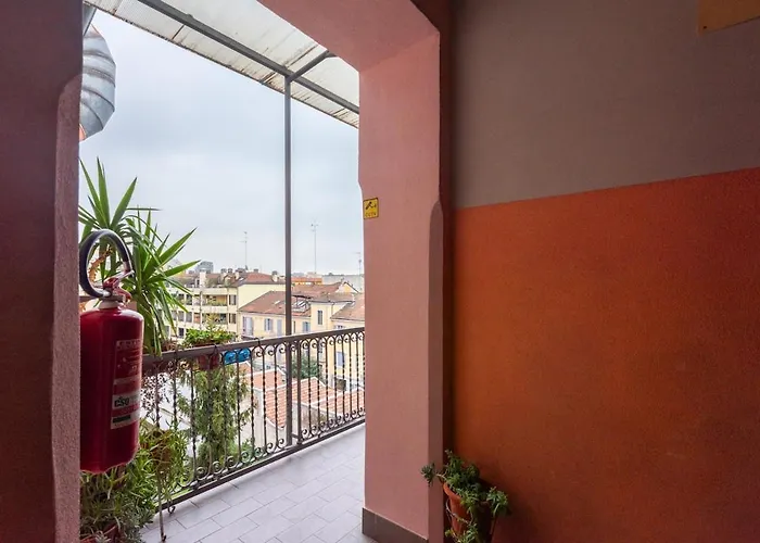 Characteristic 2 Double Bedroom