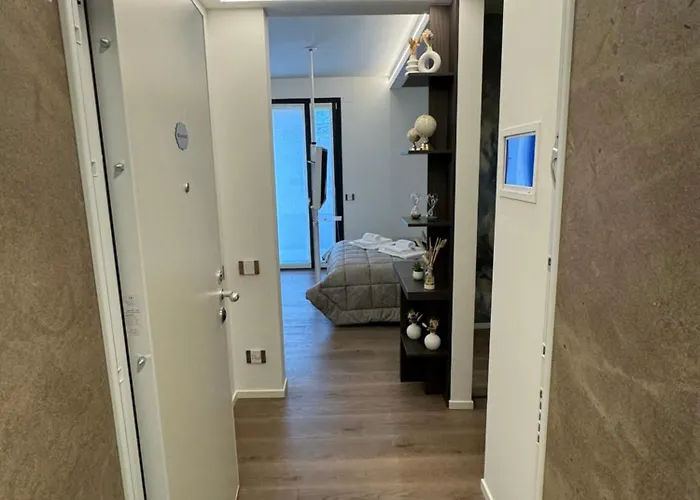 Luxury - Metropolitana M4- San Babila -stadio San Siro - Duomo - Aeroporto Linate - Castello Sforzesco Apartmán