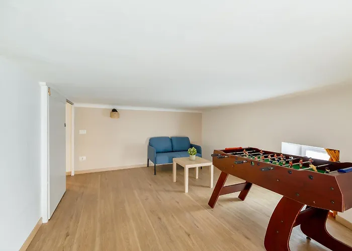 Family-friendly In Isola District *