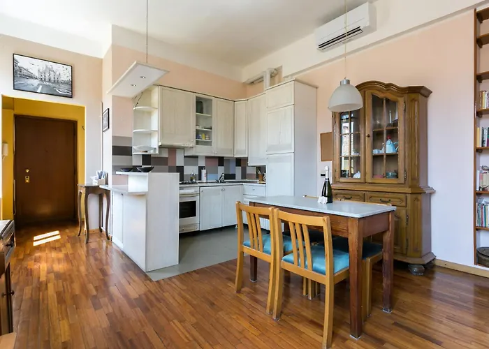 Navigli - Via Vigevano 45 Milan