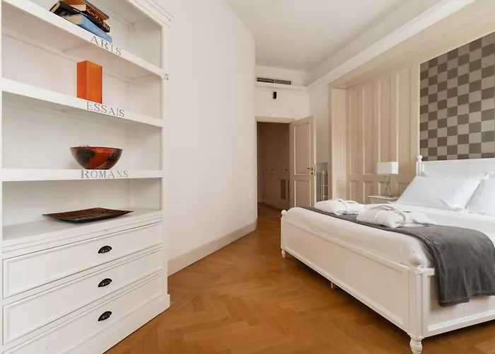 Guesthost - 500sqm Luxury With Spa, Gym, Terrace, Game & Garage 밀라노