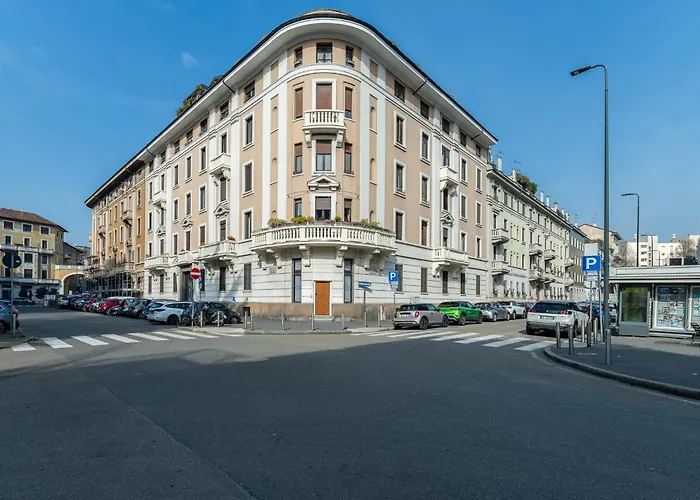 Family-friendly In Isola District Milán