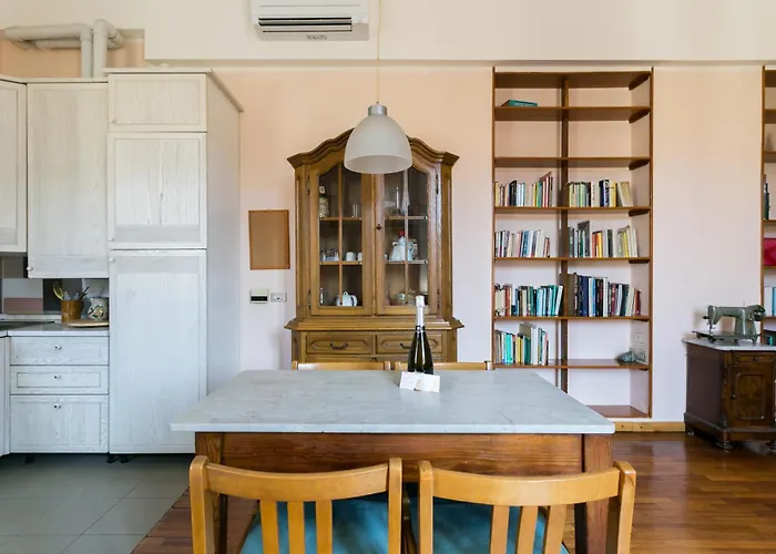 Navigli - Via Vigevano 45