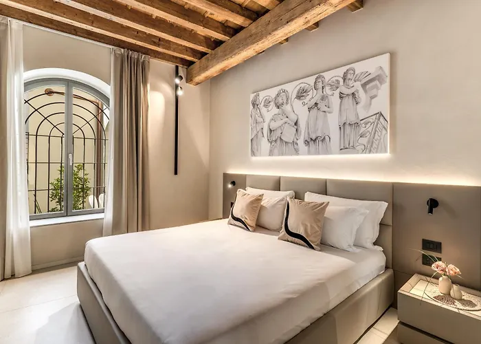 Apartment Seety Porta Romana Statue