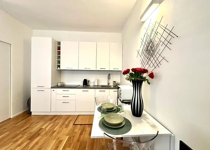 Albani Life, Stile & Comfort In Soluzione Silenziosa E Indipendente, Comoda Per Stadio San Siro, Rho Fiera E Life