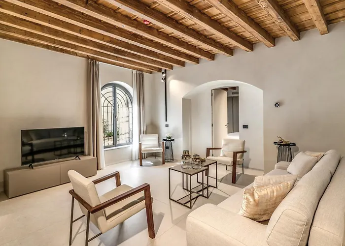 Apartment Seety Porta Romana Statue Milan