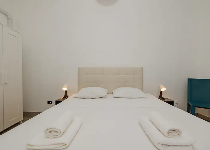 Bnbest Walk In Duomo 4-6 Pax * Μιλάνο