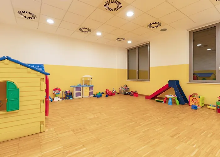 Guesthost - 500sqm Luxury With Spa, Gym, Terrace, Game & Garage * ميلان