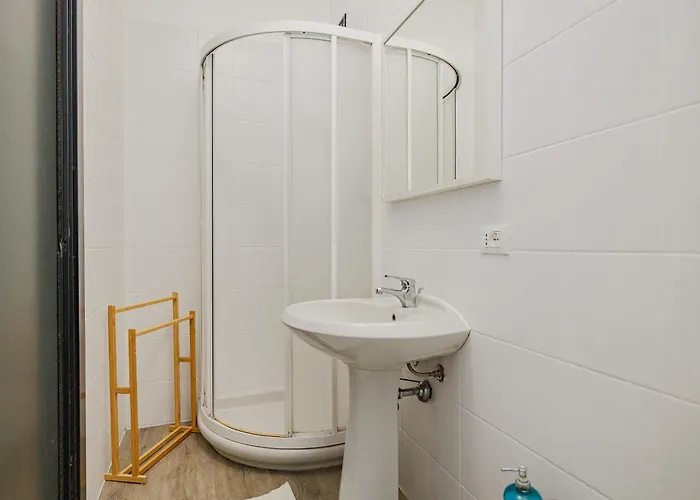 Διαμέρισμα Bnbest Walk In Duomo 4-6 Pax Μιλάνο