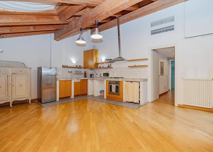 Bnbest Walk In Duomo 4-6 Pax Milánó