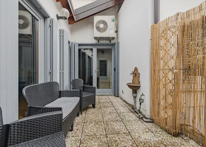 Bnbest Walk In Duomo 4-6 Pax Apartman *