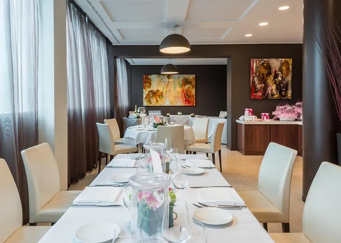 كراون بلازا ميلانو سيتي 4* ميلان