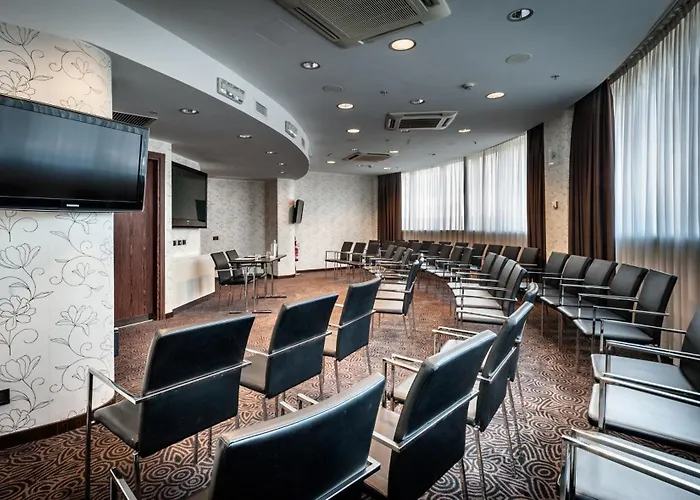 كراون بلازا ميلانو سيتي