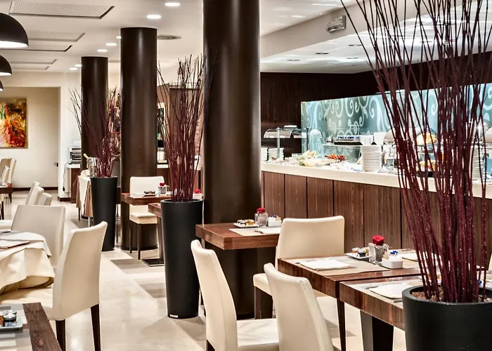 كراون بلازا ميلانو سيتي فندق ميلان